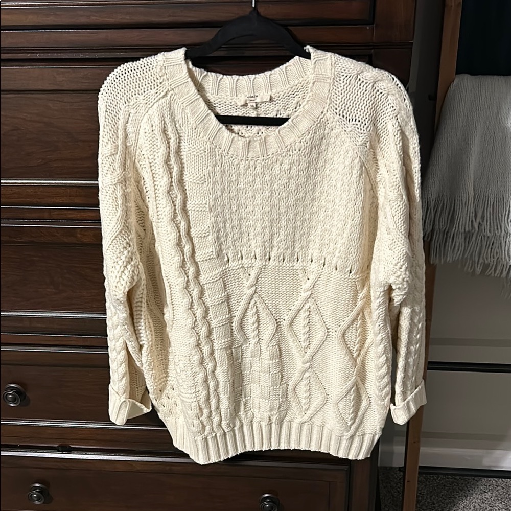 Cozy Cream Cable Knit Sweater- size m